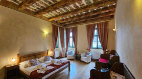 Hotel Opat, Kutna Hora